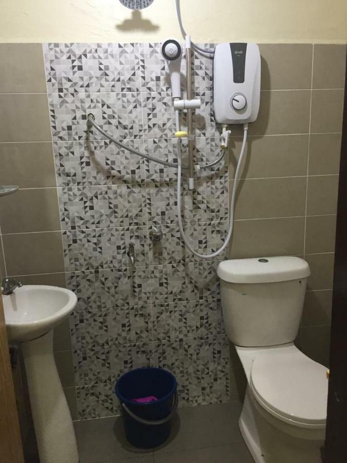 Homestay Talina Kuala Terengganu Luaran gambar